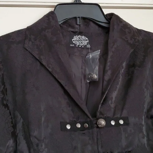 Like New Heart & Rose Brocade Coat - Picture 4 of 16